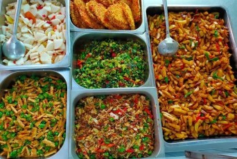 選工廠(chǎng)飯?zhí)贸邪惺裁磧?yōu)勢(shì)？